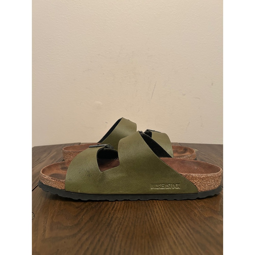 Birkenstock Arizona Sandals featuring two straps Olive Green Women's 9 Men's 7 - Picture 9 of 15
